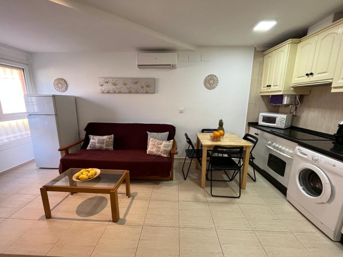 Apartamento Acuario 4 Apartment เบนัลมาเดนา ภายนอก รูปภาพ