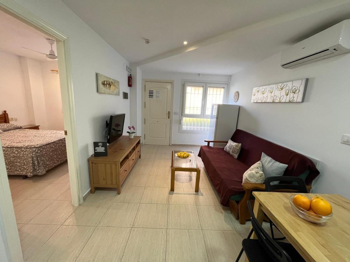 Apartamento Acuario 4 Apartment เบนัลมาเดนา ภายนอก รูปภาพ